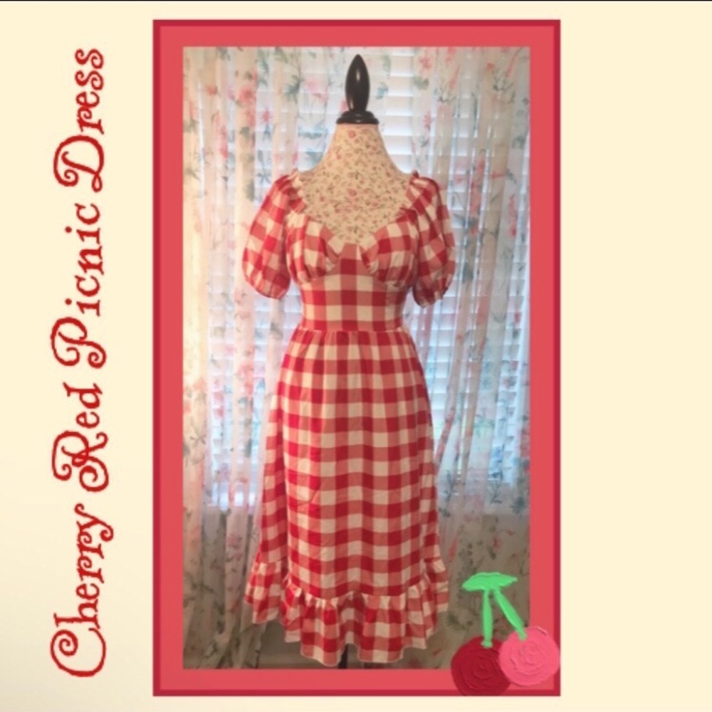 This is a gorgeous piece for when you're wanting that summer or spring feel!